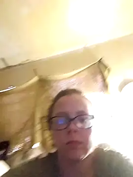 Snapshot of countrymomma chatting on November 11, 9:42 pm countrymomma online show from November 11, 9:42 pm