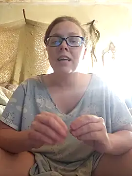 countrymomma online show from October 8, 3:46 pm