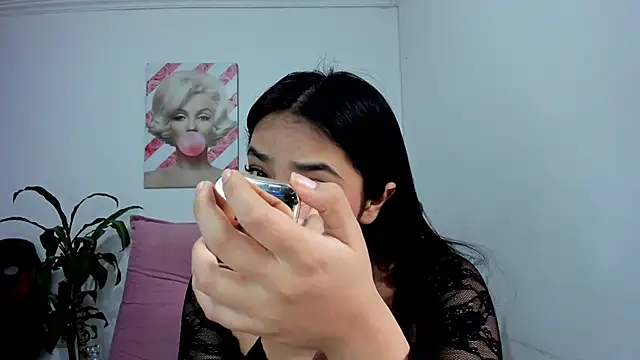 valeria millers online show from December 19, 2:19 pm