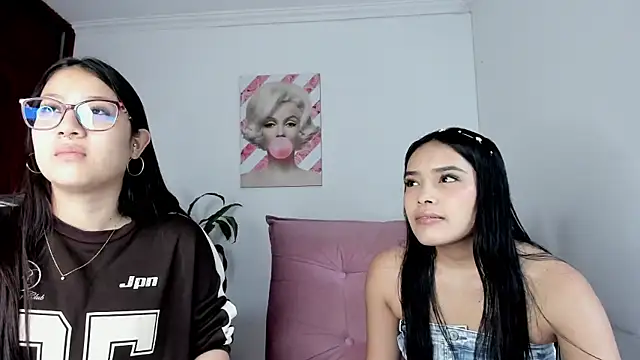 valeria millers online show from December 20, 2:42 pm