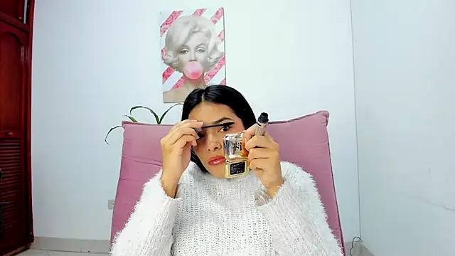 valeria millers online show from November 14, 1:37 pm