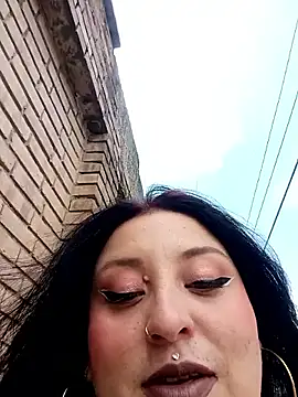 Snapshot of megan_fox5 chatting on October 26, 3:23 pm megan fox5 online show from October 26, 3:23 pm