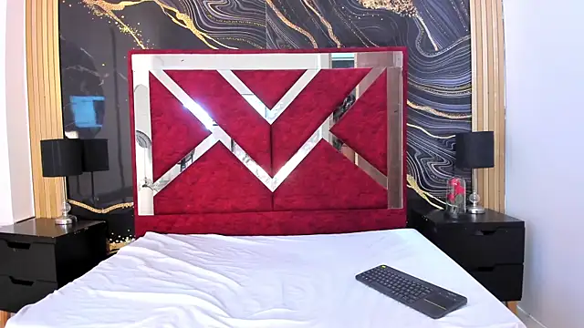 VioletRose as online show from July 10, 7:36 pm