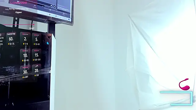 VioletRose as online show from March 8, 3:21 am