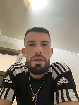 Gold7leonnnn online show from April 5, 9:27 am