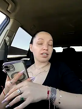 Gold7leonnnn online show from March 11, 10:42 am