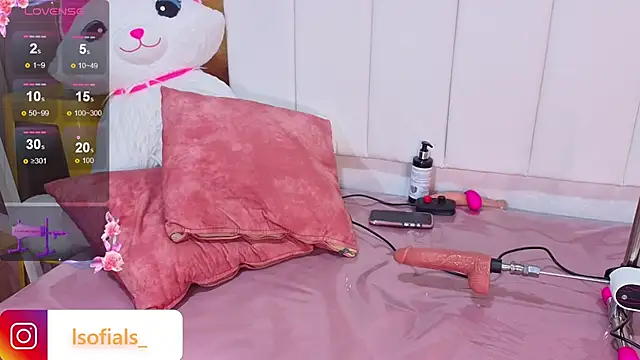Snapshot of Abril_Velvet_a_ chatting on February 10, 12:53 am Abril Velvet a online show from February 10, 12:53 am