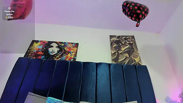 Annie switt online show from November 27, 4:02 am