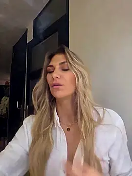 Melody1600 online show from December 4, 8:52 pm