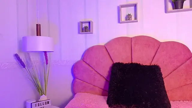 Snapshot of Conejita_420 chatting on October 4, 6:53 pm Conejita 420 online show from October 4, 6:53 pm