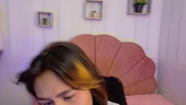 Snapshot of Conejita_420 chatting on October 30, 8:06 pm Conejita 420 online show from October 30, 8:06 pm