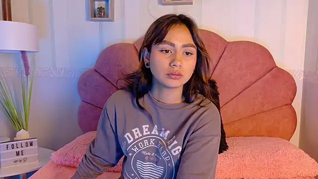 Snapshot of Conejita_420 chatting on October 6, 8:09 pm Conejita 420 online show from October 6, 8:09 pm