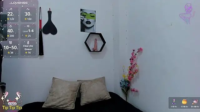 ZoeWright1 online show from October 25, 7:58 pm