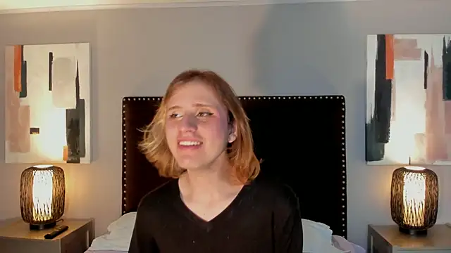 seraphine star online show from April 18, 12:24 am