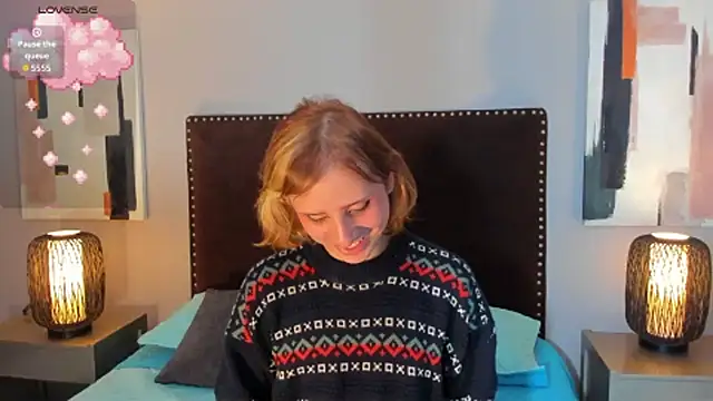 seraphine star online show from April 9, 2:46 am