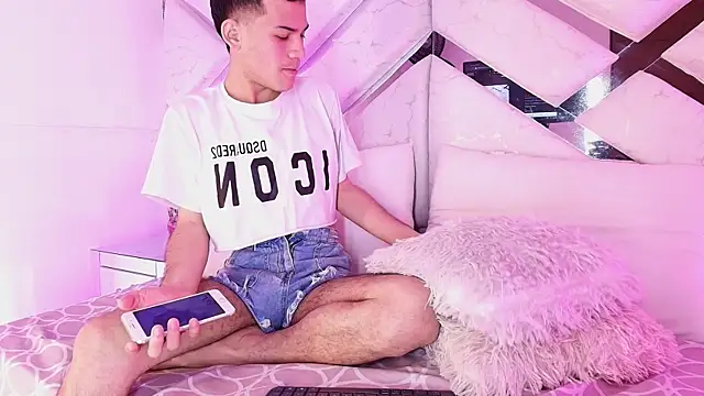 alessandro musk online show from March 28, 2:18 pm