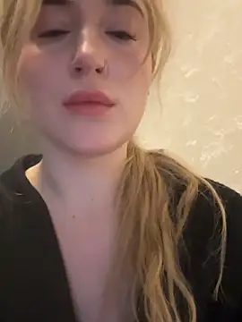 acidjuice0 online show from November 25, 2:12 am