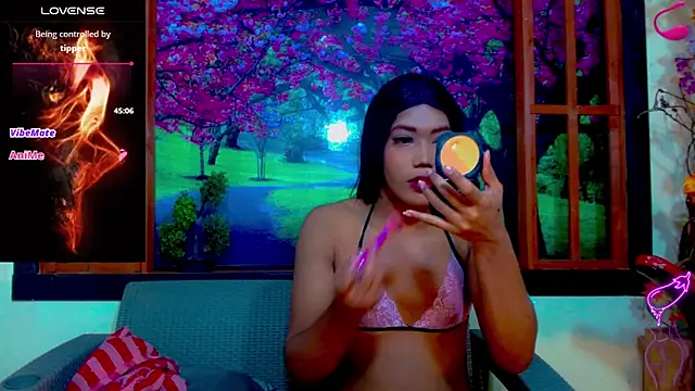 bayolet  online show from January 17, 11:25 am