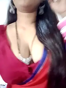 Snapshot of Prachi-143 chatting on September 19, 6:28 am Prachi-143 online show from September 19, 6:28 am