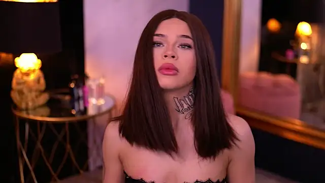 NickyBenz online show from April 4, 8:59 pm