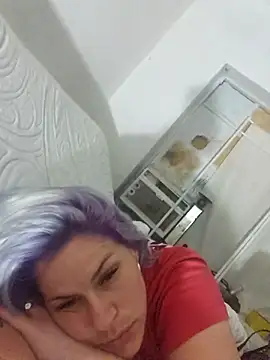 toomuchofafreak online show from October 20, 6:37 am