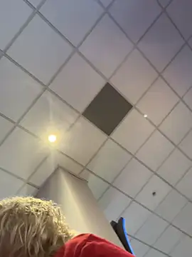 toomuchofafreak online show from March 15, 5:58 am