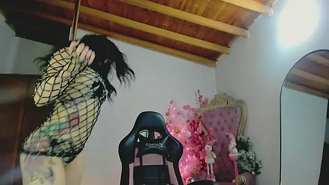 auraeroticaxxx online show from November 21, 8:35 am