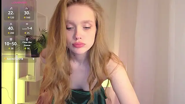 Snapshot of KathyBlooms chatting on September 11, 10:21 pm KathyBlooms online show from September 11, 10:21 pm