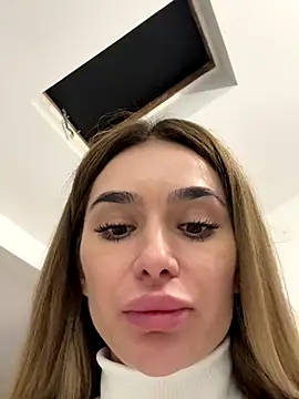 KaseyQuinn  online show from October 3, 5:25 pm