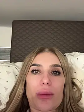 KaseyQuinn  online show from November 26, 10:43 pm