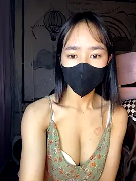 Snapshot of TiNa_04 chatting on November 16, 11:41 pm TiNa 04 online show from November 16, 11:41 pm