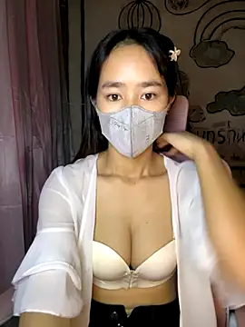 Snapshot of TiNa_04 chatting on October 8, 10:54 pm TiNa 04 online show from October 8, 10:54 pm