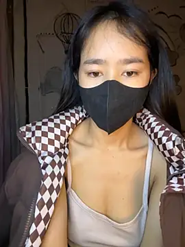 Snapshot of TiNa_04 chatting on November 2, 11:21 pm TiNa 04 online show from November 2, 11:21 pm