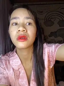 Snapshot of TiNa_04 chatting on November 9, 1:59 pm TiNa 04 online show from November 9, 1:59 pm