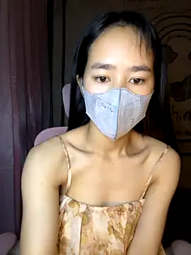 Snapshot of TiNa_04 chatting on October 5, 10:00 pm TiNa 04 online show from October 5, 10:00 pm