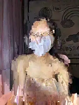 Snapshot of TiNa_04 chatting on October 6, 10:32 pm TiNa 04 online show from October 6, 10:32 pm