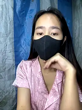 Snapshot of TiNa_04 chatting on October 21, 11:04 pm TiNa 04 online show from October 21, 11:04 pm