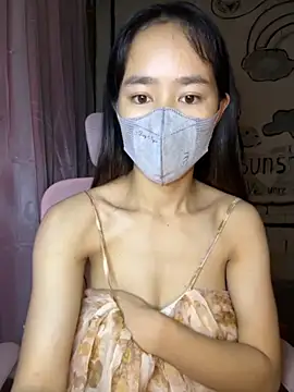 Snapshot of TiNa_04 chatting on October 20, 10:21 pm TiNa 04 online show from October 20, 10:21 pm