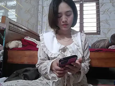 Snapshot of Lyzizi_lovely09 chatting on December 15, 1:11 am Lyzizi lovely09 online show from December 15, 1:11 am