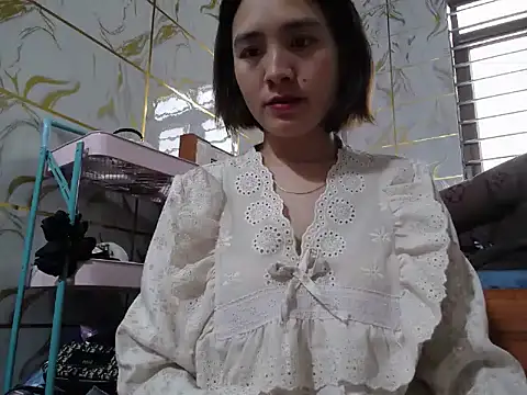 Snapshot of Lyzizi_lovely09 chatting on November 24, 2:22 am Lyzizi lovely09 online show from November 24, 2:22 am