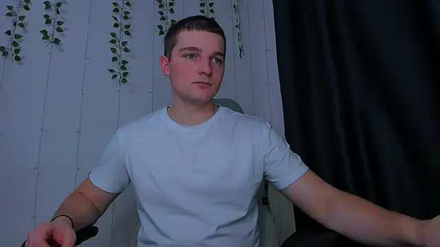 Your Claddagh online show from December 18, 3:16 pm