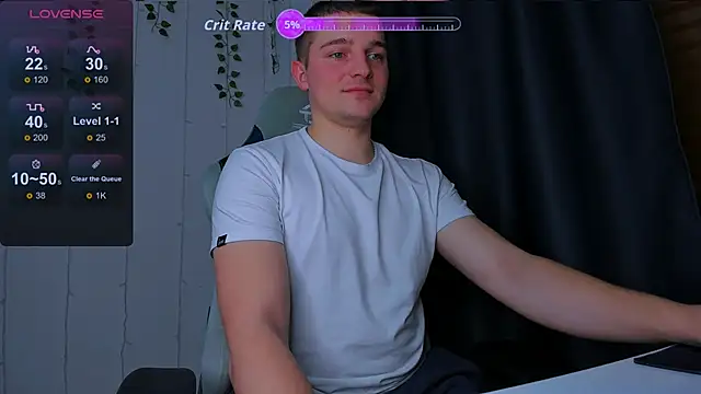 Snapshot of Your_Claddagh chatting on November 6, 7:40 pm Your Claddagh online show from November 6, 7:40 pm