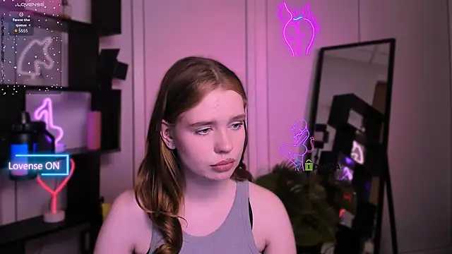 Snapshot of eva_drive chatting on November 29, 7:25 pm eva drive online show from November 29, 7:25 pm