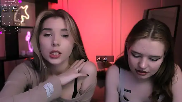 Snapshot of eva_drive chatting on December 4, 12:42 am eva drive online show from December 4, 12:42 am