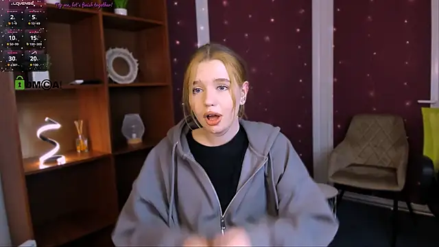 Snapshot of eva_drive chatting on November 30, 7:14 pm eva drive online show from November 30, 7:14 pm