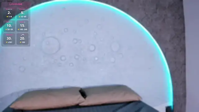 Snapshot of ReinaChloe chatting on September 30, 4:57 pm ReinaChloe online show from September 30, 4:57 pm