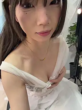 Yiyi-707 online show from February 25, 10:15 am