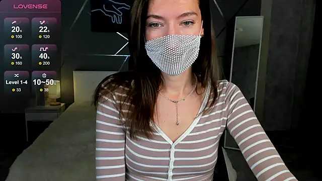 Snapshot of take_me_to_moon chatting on November 14, 1:42 am take me to moon online show from November 14, 1:42 am