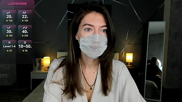 Snapshot of take_me_to_moon chatting on November 24, 1:38 am take me to moon online show from November 24, 1:38 am