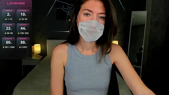 Snapshot of take_me_to_moon chatting on November 13, 1:42 am take me to moon online show from November 13, 1:42 am